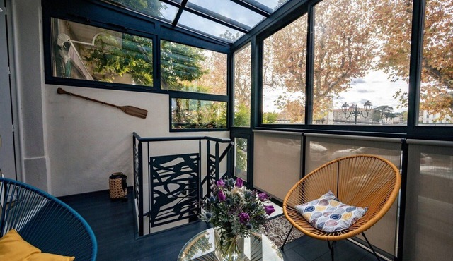 Charming house, all comfort with views over the Rhone and the hills of Tain.