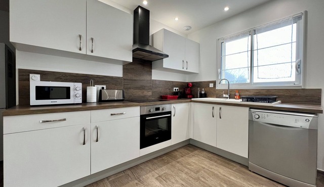 Charming house in Abzac WIFI & CLIM