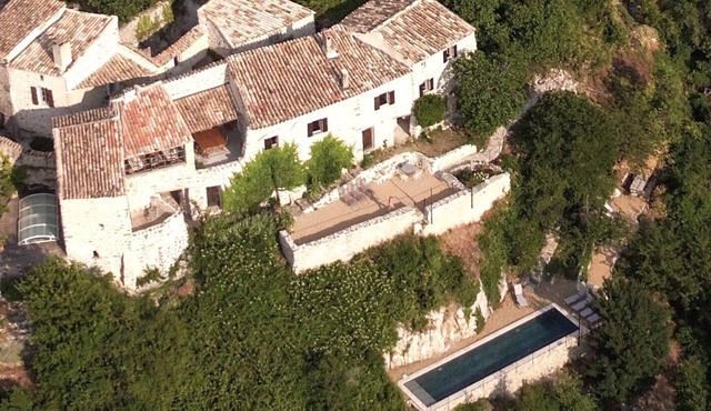 Charming house in medieval hamlet, Drôme Provençale, Swimming Pool, except for