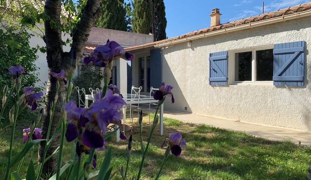 Charming House In Provence With Private Garden.