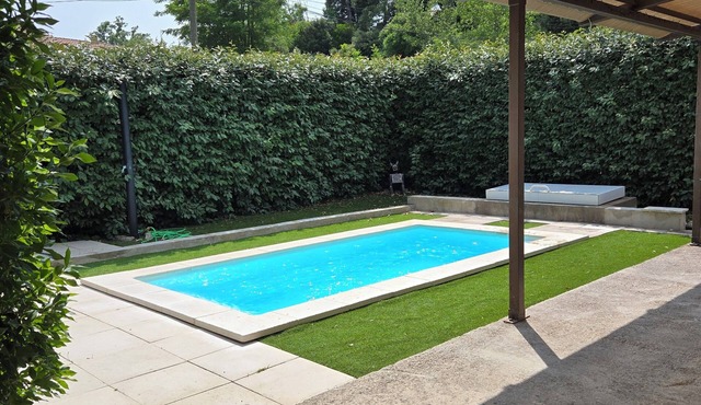 Charming house in Signes - close to the Castellet circuit and amenities