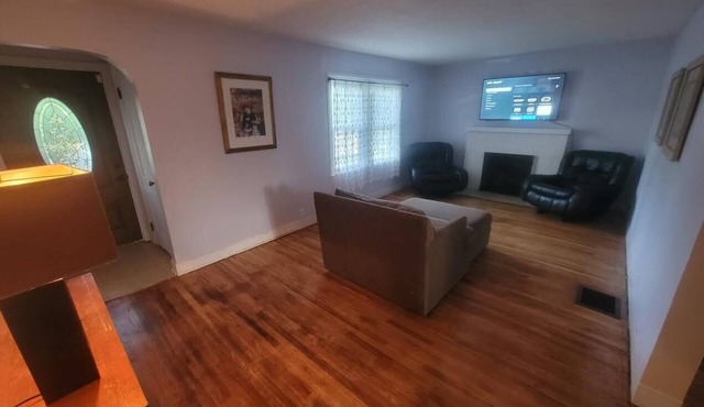 Charming house in the heart of New Albany close to downtown Louisville!