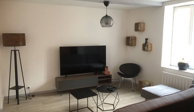 Charming house in the city center near the sea