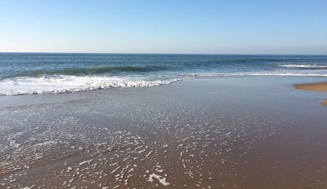 Charming house in the heart of Palmyra near downtown and beach.