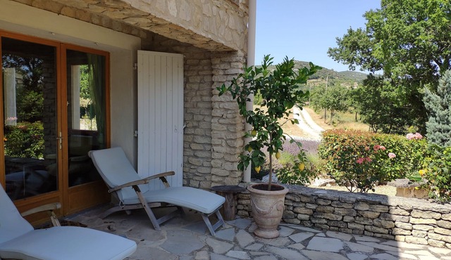 Charming house in the heart of unspoilt countryside, swimming pool, peace and quiet!