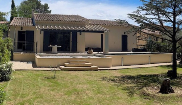 Charming house in the Luberon