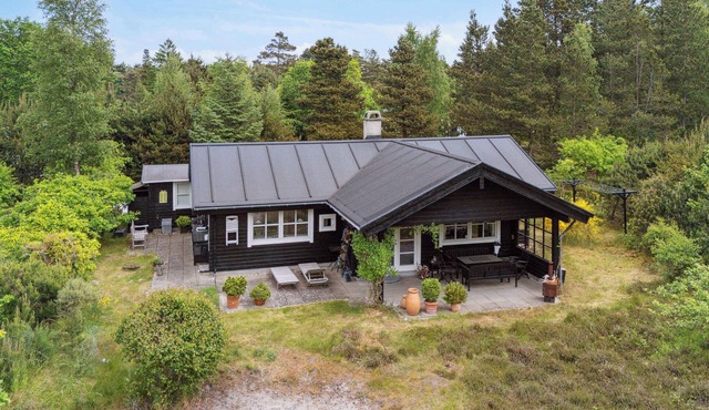 Charming house near private beach and nature