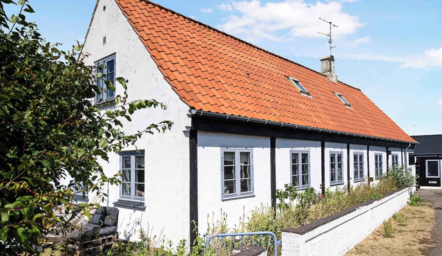 Charming house near the sea