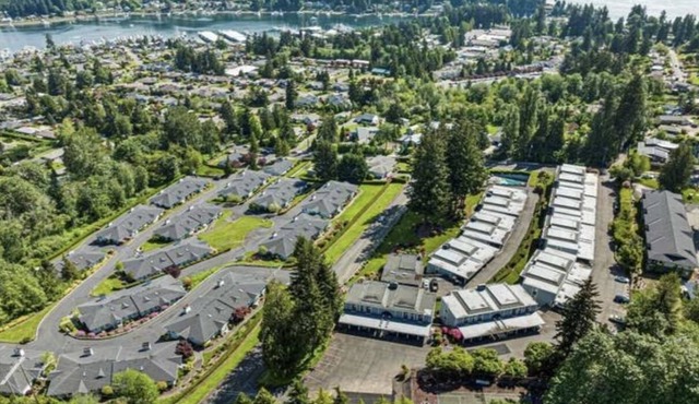 Charming house near downtown Gig Harbor waterfront