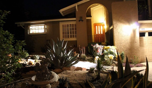 Charming House on A Cul-de-sac, close to all amenities