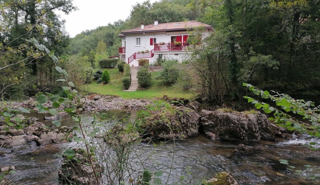CHARMING HOUSE RIVIERE PAYS BASQUE