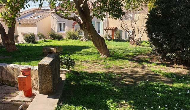 Charming house, village center garden view