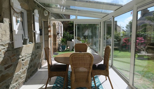 Charming house with enclosed garden, terrace in PERROS-GUIREC