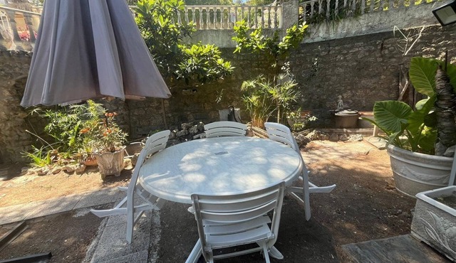 Charming house with garden in Leucate