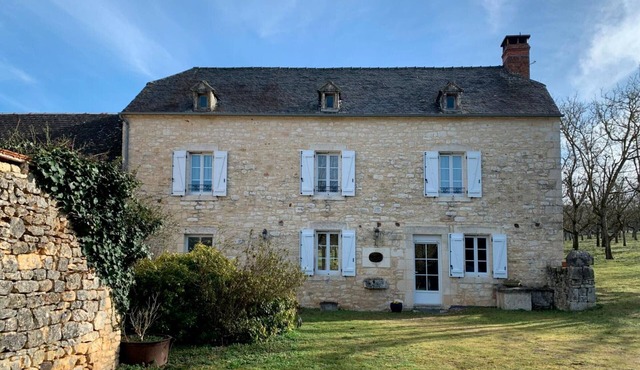 Charming House with Garden in Jayac