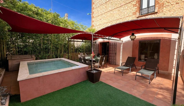 Charming house with intimate garden & Roman plunge pool – sleeps 6