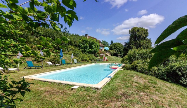 Charming House with Pool and Valley View in Anlhiac