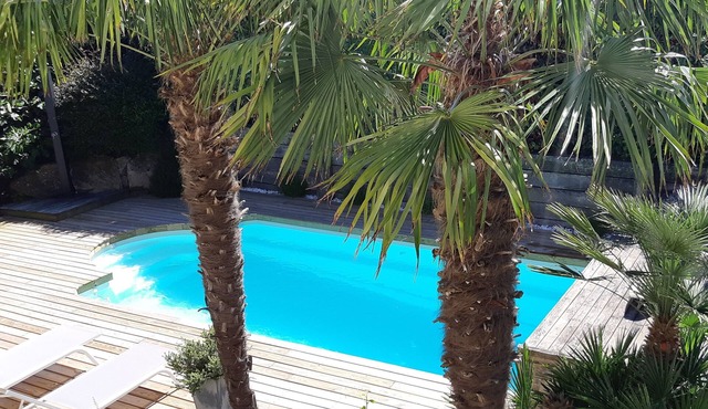 CHARMING HOUSE WITH POOL AND SPA IN THE HEART OF THE MORBIHAN GULF