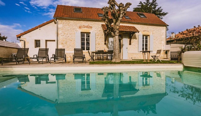 Charming house with private pool and garden in Bergerac