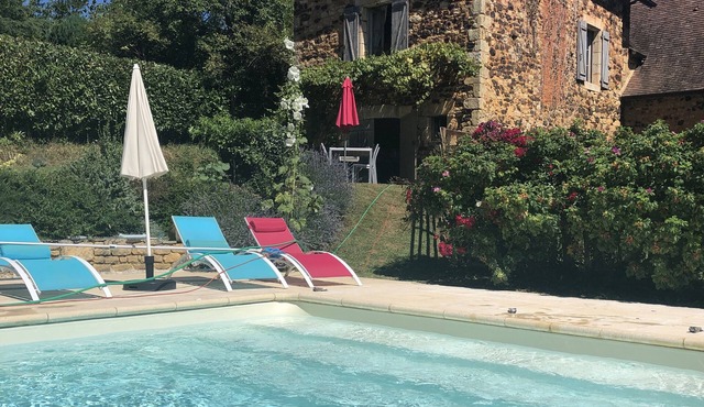 Charming house with private heated pool and 2 bedrooms, Dordogne, Sarlat