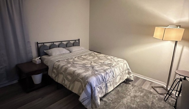 Charming house with WiFi and AC in awesome Orlando. 15 minutes from MCO airport.
