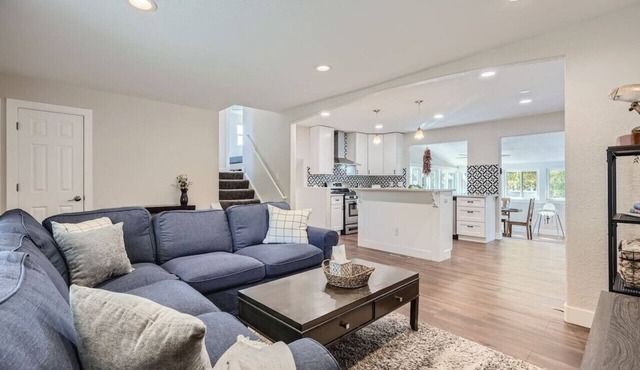 Charming I Family Friendly I 4bd 2ba Arvada Home