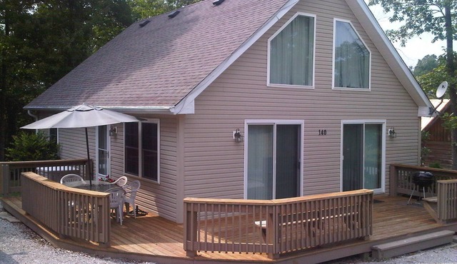 Charming 'J's Chalet' @ Dale Hollow Lake (Sulphur Creek Marina)