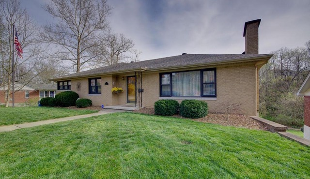 Charming Jefferson City Home 2 Mi to Downtown!