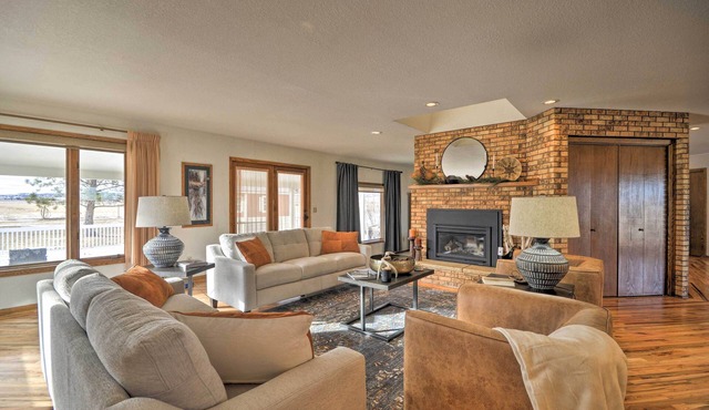 Charming Joliet Ranch House on a Working Farm