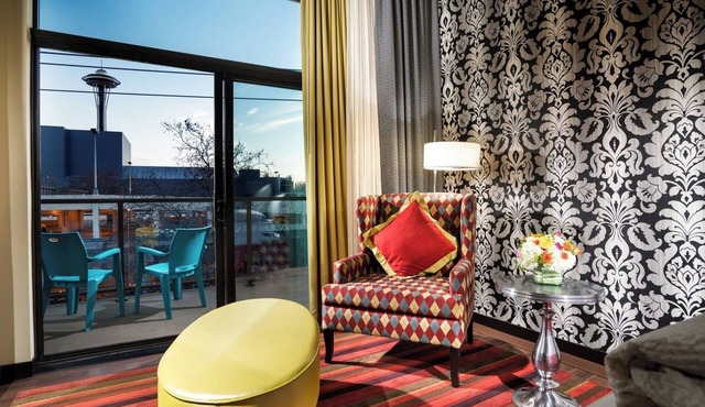 Charming Junior Suite with Two Queen Beds Near Seattle Center