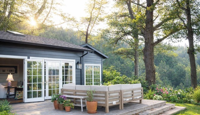Charming Kentfield Cottage