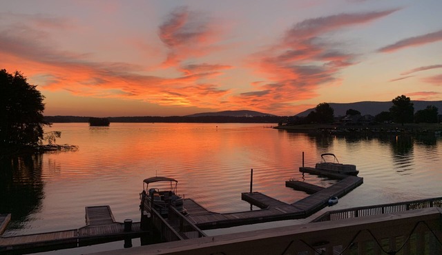 Charming Lakefront Condo at Bernard's Landing, only steps from the shore!