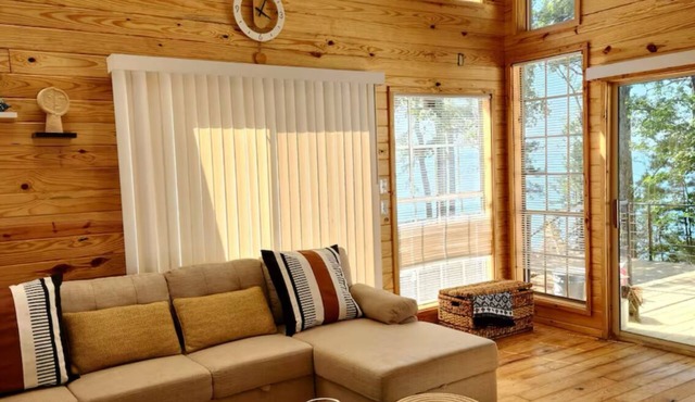 Charming Lakeview Lakehouse, Escape to Toledo Bend Lake, Hemphill, TX