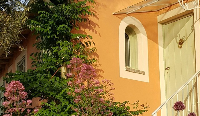Charming little apartment adjoining a farmhouse