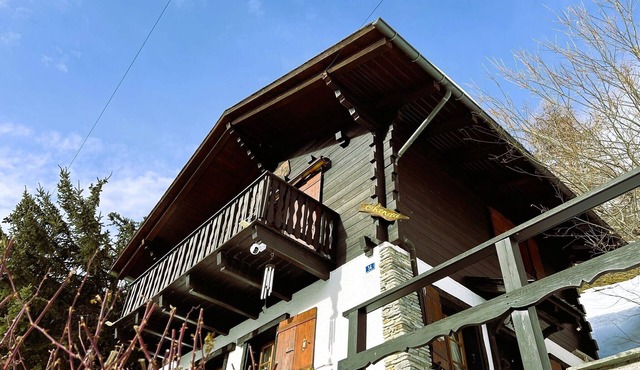 Charming little cottage on two floors, welcoming and friendly with a magnificent panoramic view, for