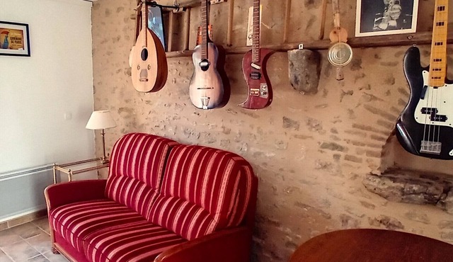 Charming little house for two