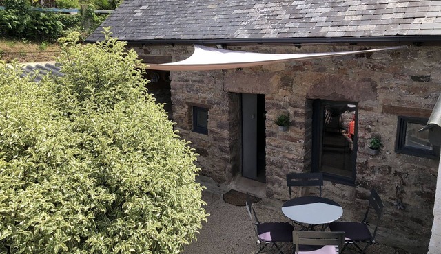 Charming little house 800m from the seaside