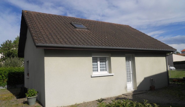 Charming little house with garden and terrace