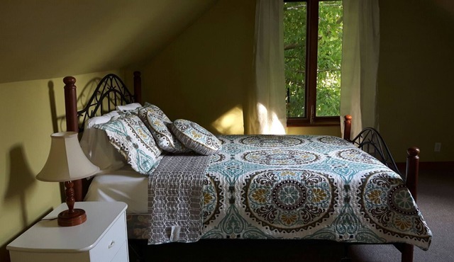 Charming little loft style cottage.