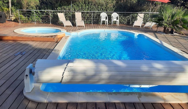 Charming little Provençal gîte*.