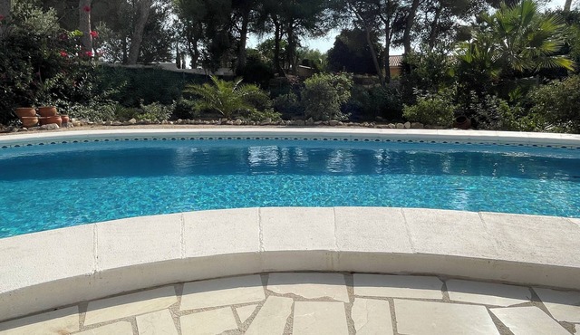 Charming little villa with private pool. Sleeps 4. 5 minutes from Moraira beach