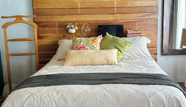 Charming Loft Maria Bonita, in the magical town of Valle De Bravo.