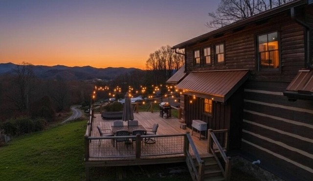 Charming Log Cabin with Long Range Views, Wifi, and Private Hot Tub