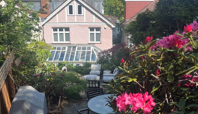 Charming London Hideaway!