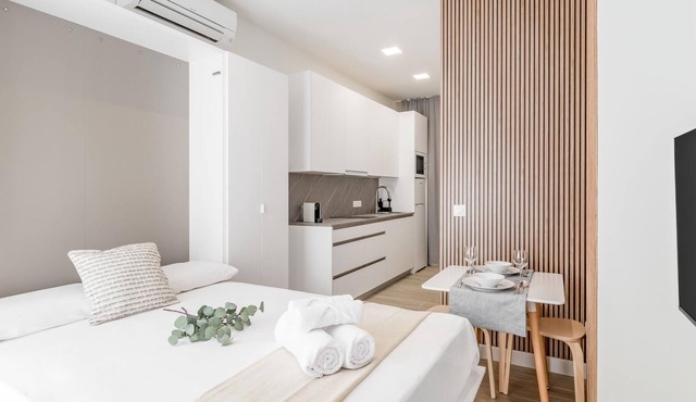 Charming Madrid Castilla I - Studio for 4 people