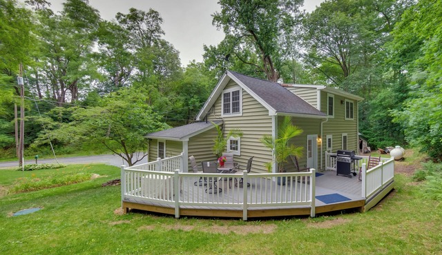 Charming Manheim Cottage w/On-Site Animal Viewing