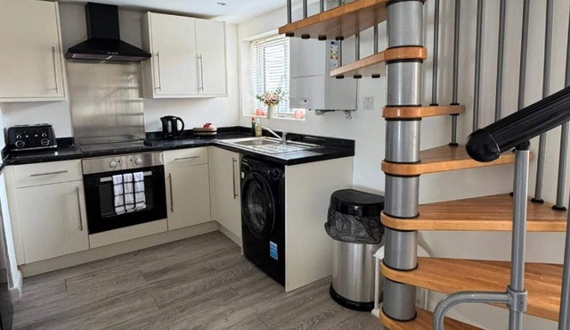 Charming Middlewich House - Sleeps 4