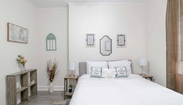 Charming Midtown Apt - Hannon Hideaway Unit B