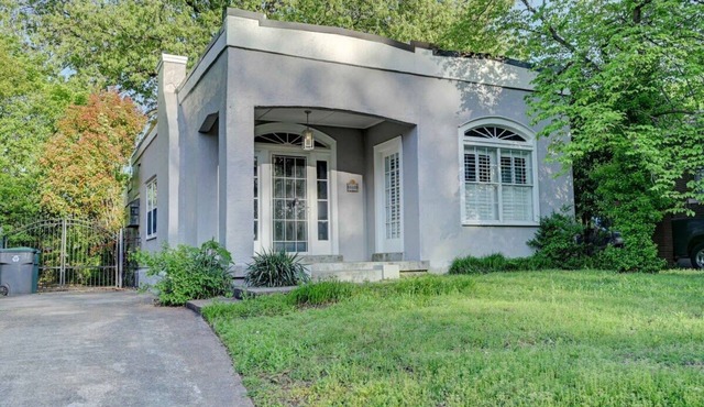 Charming Midtown-Evergreen Bungalow