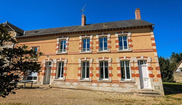 Charming Mill in the Heart of Berry, Near Pond and Castles